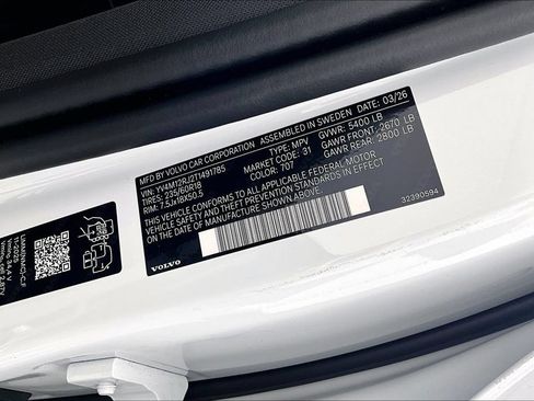 New 2026 Volvo XC60 B5 Core AWD/4WD image 23