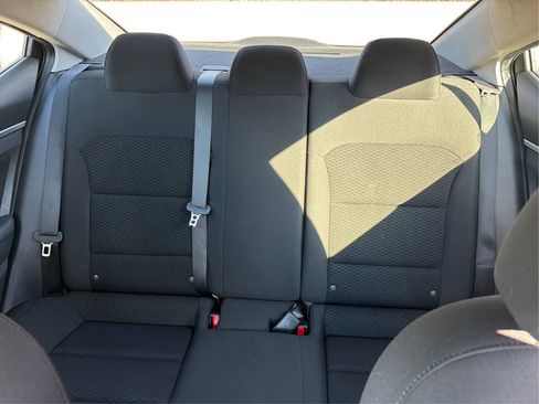 Used 2020 Hyundai Elantra Value Edition w/ Cargo Package (C1) image 15