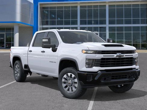 New 2026 Chevrolet Silverado 2500 Custom w/ Custom Value Package image 7