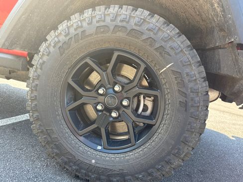 Used 2025 Jeep Wrangler Unlimited Sport S 4xe AWD/4WD image 21