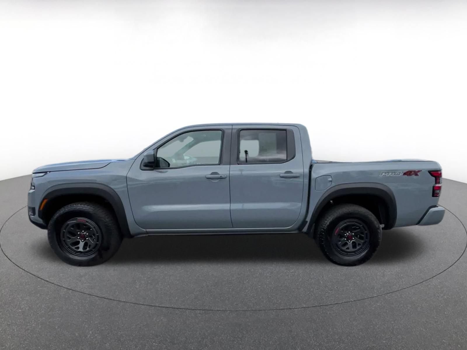 Used 2026 Nissan Frontier PRO-4X AWD/4WD image 8