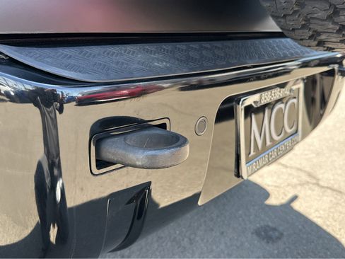 Used 2022 Land Rover Defender 110 X-Dynamic HSE image 39