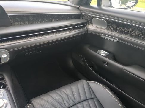 Used 2023 Genesis G90 3.5T AWD/4WD image 15