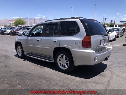 Used 2007 GMC Envoy Denali RWD image 6