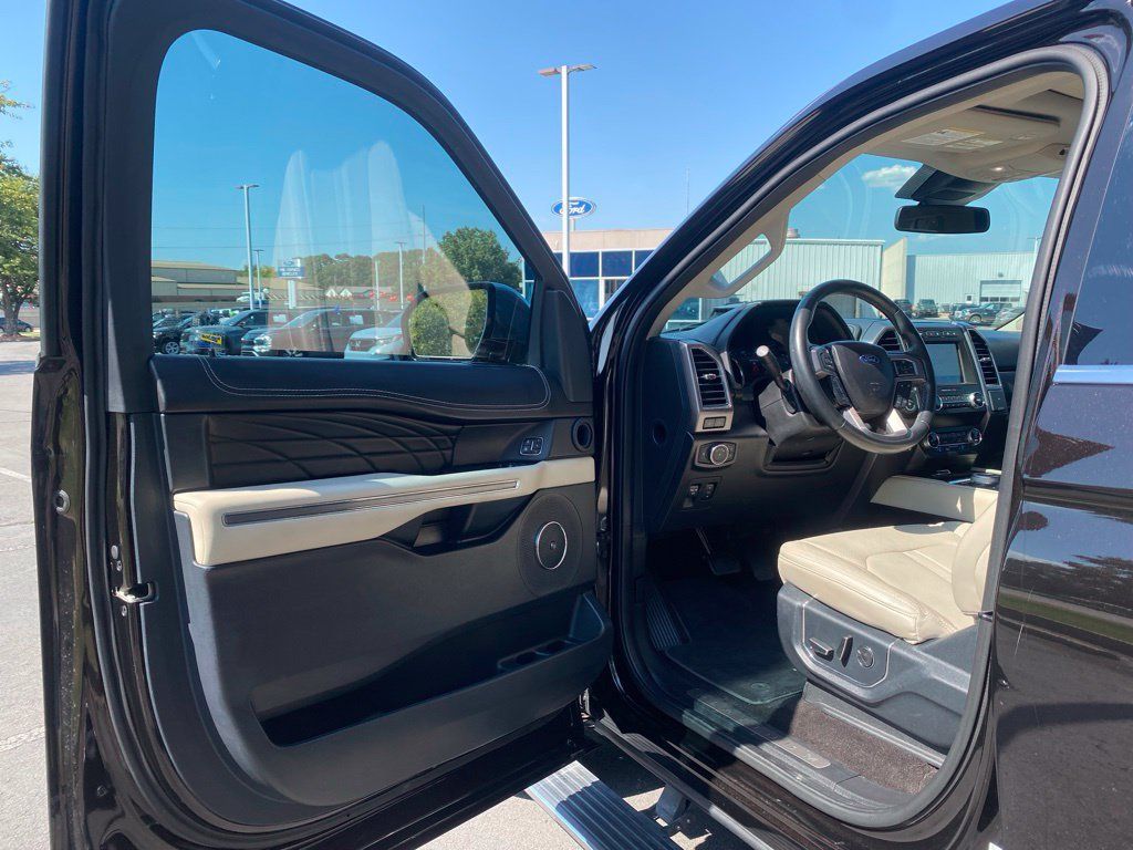 Certified 2021 Ford Expedition Platinum AWD/4WD image 10