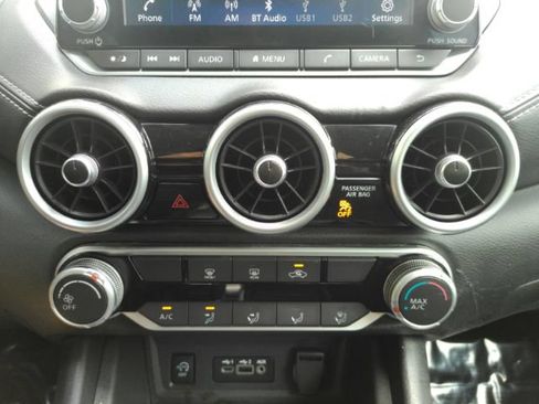 Used 2024 Nissan Sentra SV FWD image 37