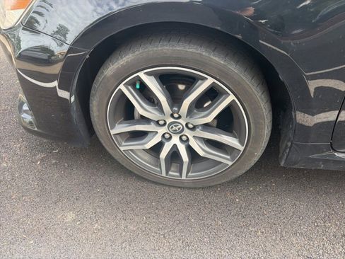 Used 2015 Scion tC FWD image 4
