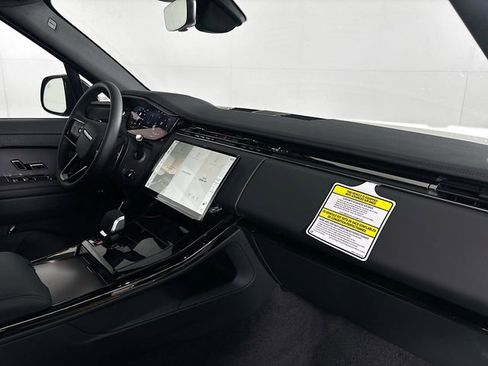 New 2026 Land Rover Range Rover Sport Dynamic SE AWD/4WD image 27