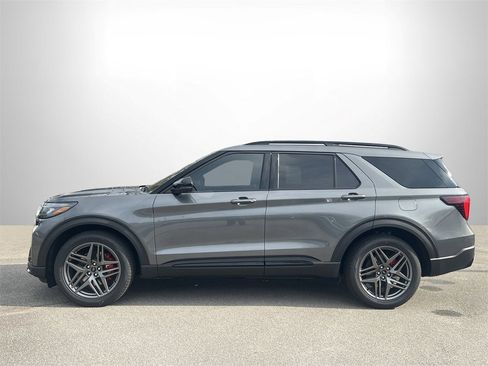 New 2026 Ford Explorer ST w/ Sun And Sound Package image 26