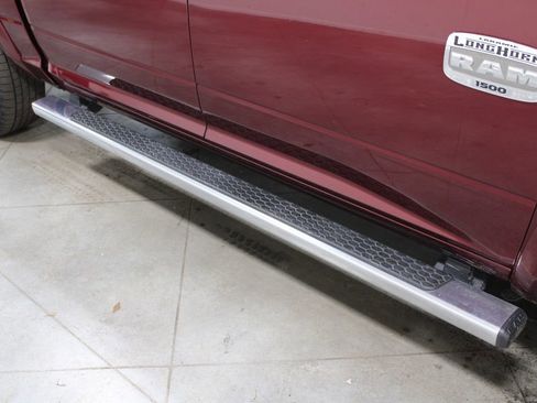 Used 2017 RAM 1500 Laramie Longhorn image 13