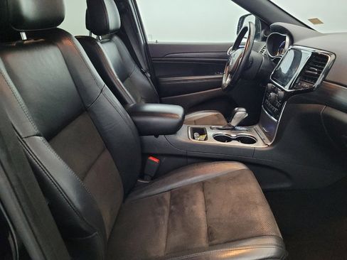 Used 2021 Jeep Grand Cherokee Laredo X image 21