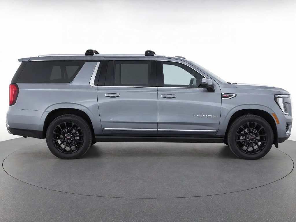 Used 2026 GMC Yukon XL Denali w/ Sun & Power Step Package AWD/4WD image 8