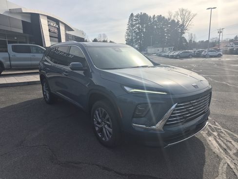 New 2026 Buick Enclave Preferred w/ Power Package AWD/4WD image 7