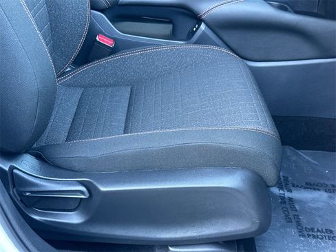 Used 2025 Honda HR-V Sport image 11