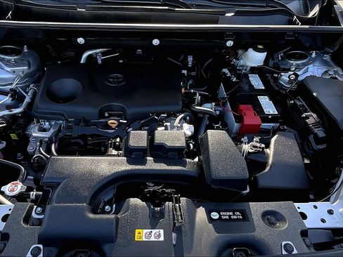 Certified 2024 Toyota RAV4 LE image 31