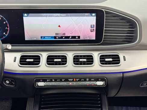 Used 2020 Mercedes-Benz GLE 350 4MATIC w/ Premium Package image 25