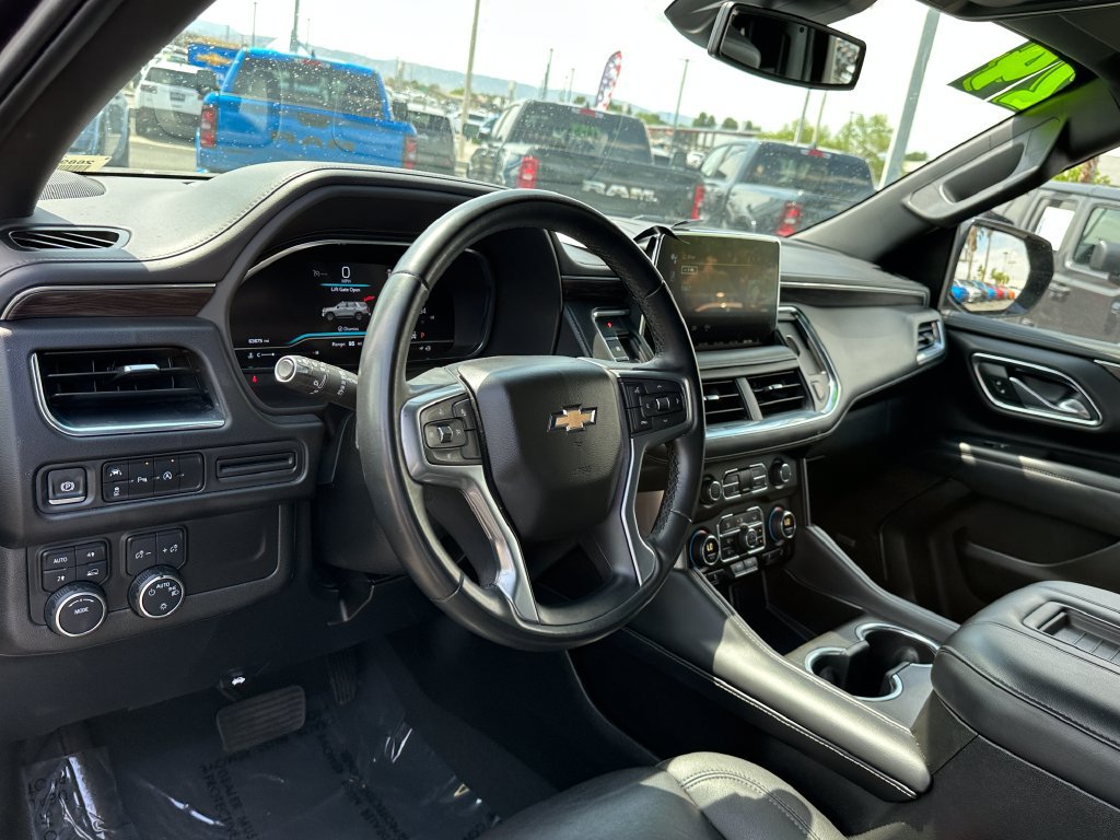 Used 2024 Chevrolet Suburban LT AWD/4WD image 27