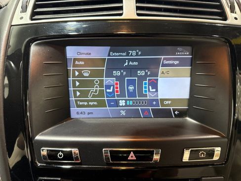 Used 2013 Jaguar XK Coupe RWD image 22