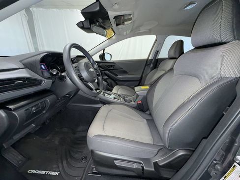 Used 2024 Subaru Crosstrek 2.0i Premium AWD/4WD image 11