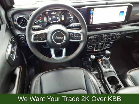 Used 2024 Jeep Wrangler Unlimited Sahara w/ Technology Group image 14