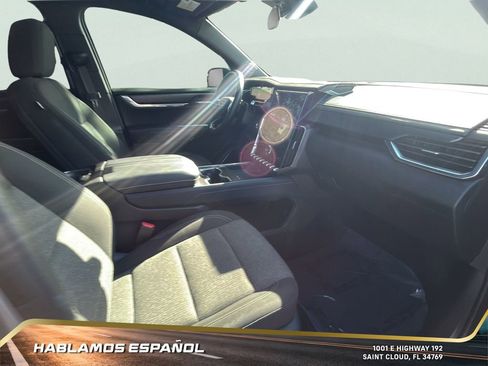 Used 2025 GMC Acadia Elevation image 35