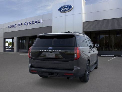 New 2026 Ford Expedition Active image 8