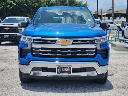 Used 2024 Chevrolet Silverado 1500 LTZ AWD/4WD image 2