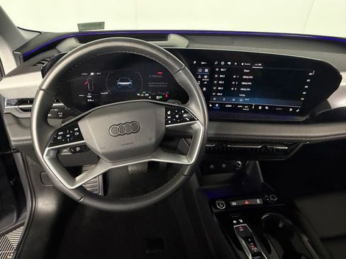 Used 2025 Audi Q6 e-tron Premium Plus w/ Premium Plus AWD/4WD image 15