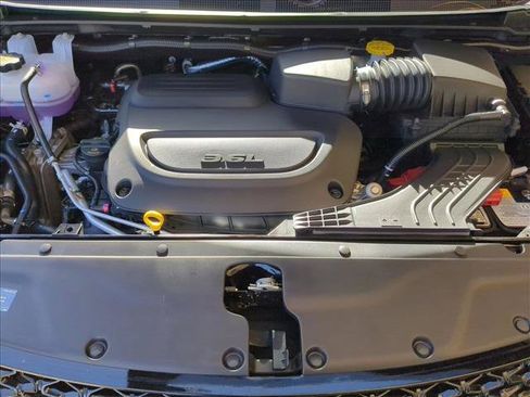 New 2026 Chrysler Pacifica Select AWD/4WD image 17