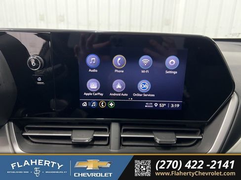 Used 2024 Chevrolet Trax RS w/ Driver Confidence Package FWD image 27