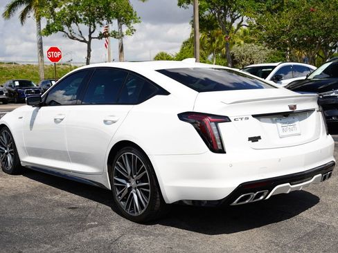 Used 2023 Cadillac CT5 V RWD image 8