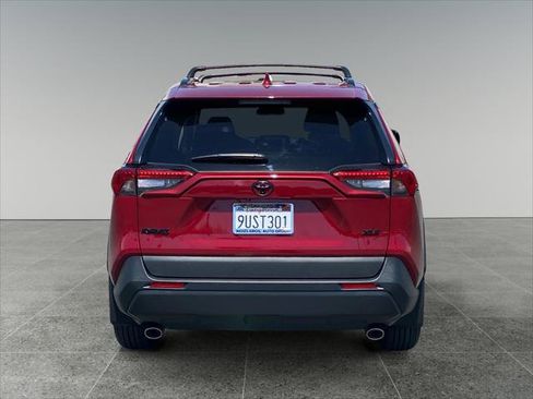 Certified 2025 Toyota RAV4 XLE w/ Convenience Package FWD image 4