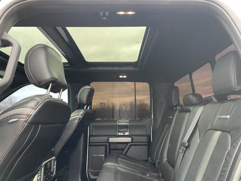 Used 2020 Ford F250 Platinum w/ FX4 Off-Road Package image 27