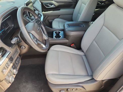 Used 2023 Chevrolet Tahoe Z71 w/ Z71 Off-Road Package AWD/4WD image 20
