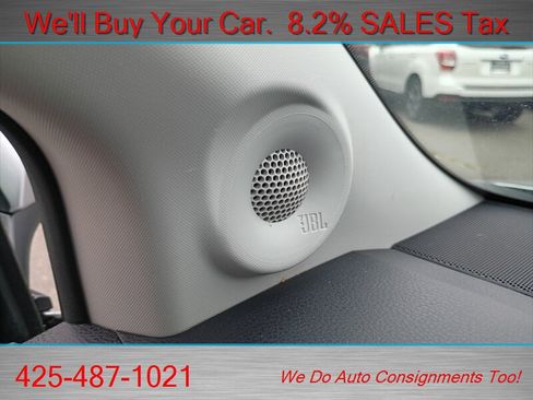 Used 2023 Toyota Sienna Limited AWD/4WD image 40
