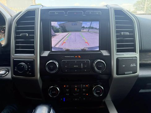 Used 2020 Ford F150 Lariat AWD/4WD image 12