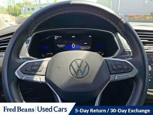 Certified 2023 Volkswagen Tiguan SE w/ Panoramic Sunroof Package AWD/4WD image 20
