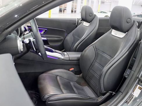 Used 2023 Mercedes-Benz SL 63 AMG 4MATIC image 30