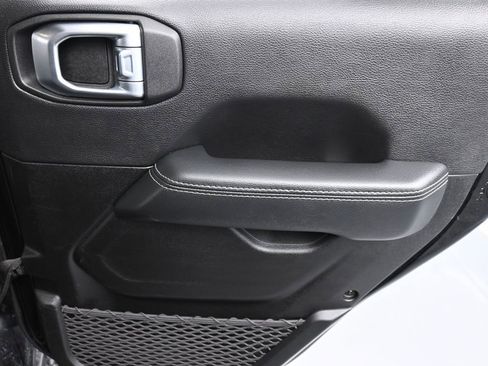 Certified 2022 Jeep Wrangler Unlimited Sahara image 16