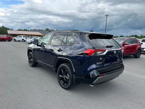 Used 2021 Toyota RAV4 XSE image 4