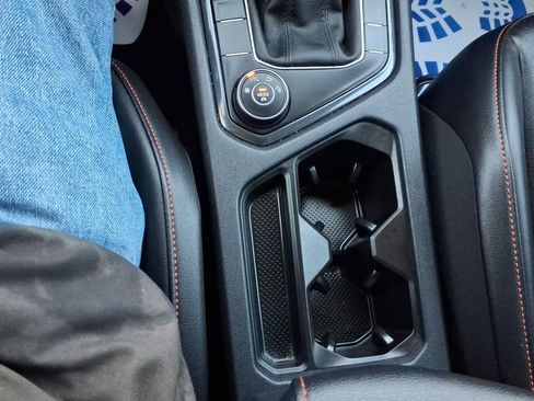 Used 2024 Volkswagen Tiguan Wolfsburg Edition image 17