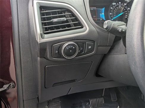 Used 2024 Ford Edge SEL image 15