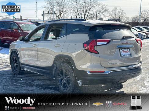 Used 2023 GMC Terrain AT4 image 6