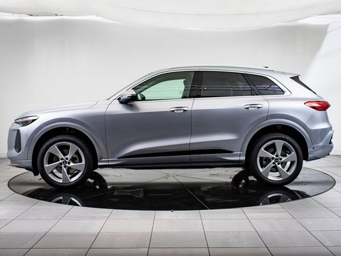 New 2025 Audi Q5 Premium Plus image 5