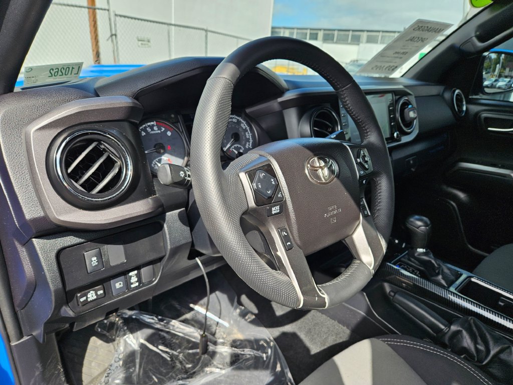 Used 2021 Toyota Tacoma 4x4 Double Cab image 25