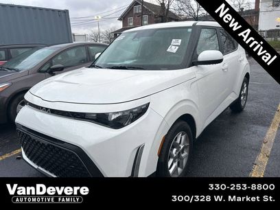 Used 2024 Kia Soul LX w/ Option Group 015
