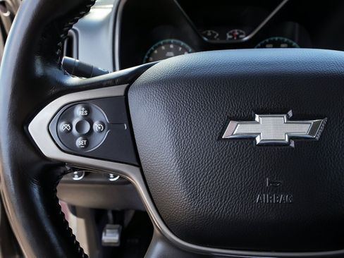 Used 2018 Chevrolet Colorado Z71 w/ Centennial Edition AWD/4WD image 18