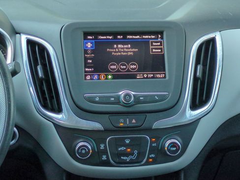 Certified 2022 Chevrolet Equinox LS w/ LS Convenience Package image 18