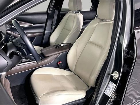 Used 2021 MAZDA CX-30 AWD 2.5 S w/ Premium Package image 19