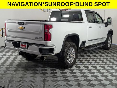 Used 2024 Chevrolet Silverado 2500 High Country w/ Max Trailering Package AWD/4WD image 7